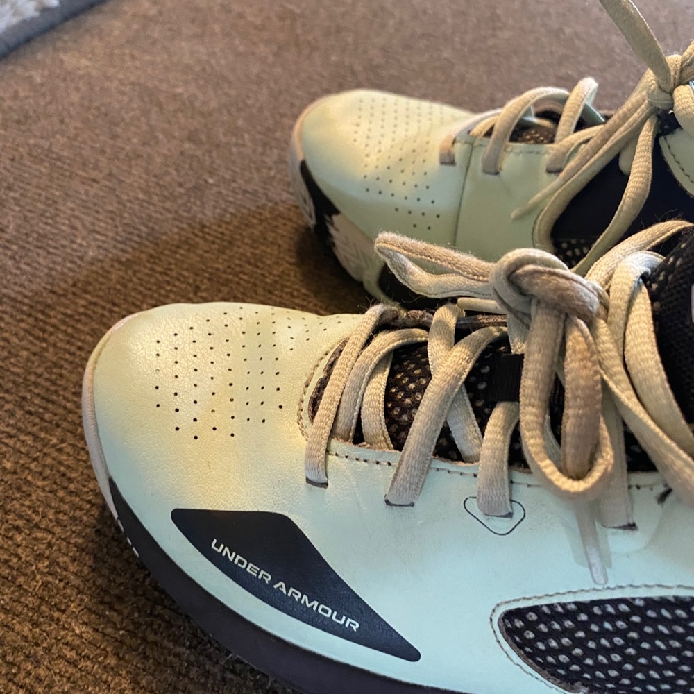 Boys Under Armour high top sneaker - Picture 7 of 10